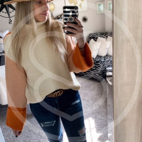 AUTUMN Knit Sweater    - Picture 6 of 7